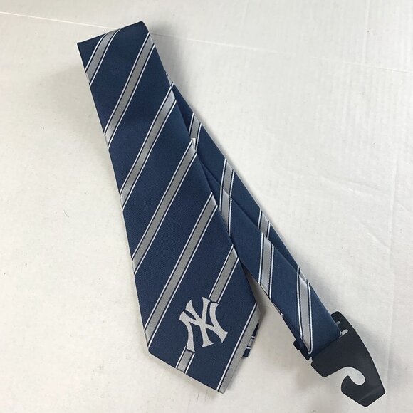 New York Yankees MLB Branded Men's Striped Tie NEW - Picture 1 of 6